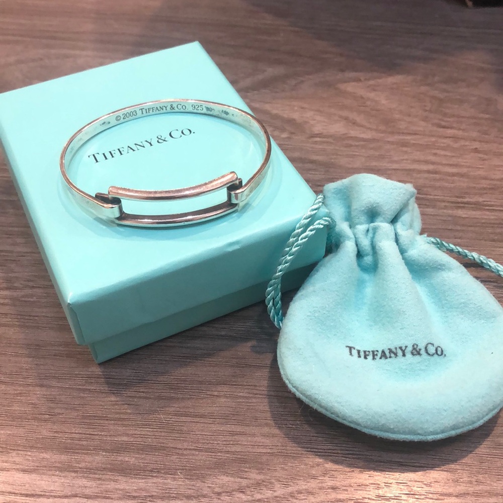Tiffany & Co. Silver Bangle Bracelet with Tiffany Blue Pouch